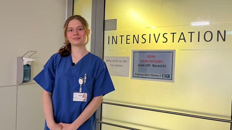 Layla Hoebel, sie macht ein FSJ in einer Klinik in Karlsbad (Kreis Karlsruhe).